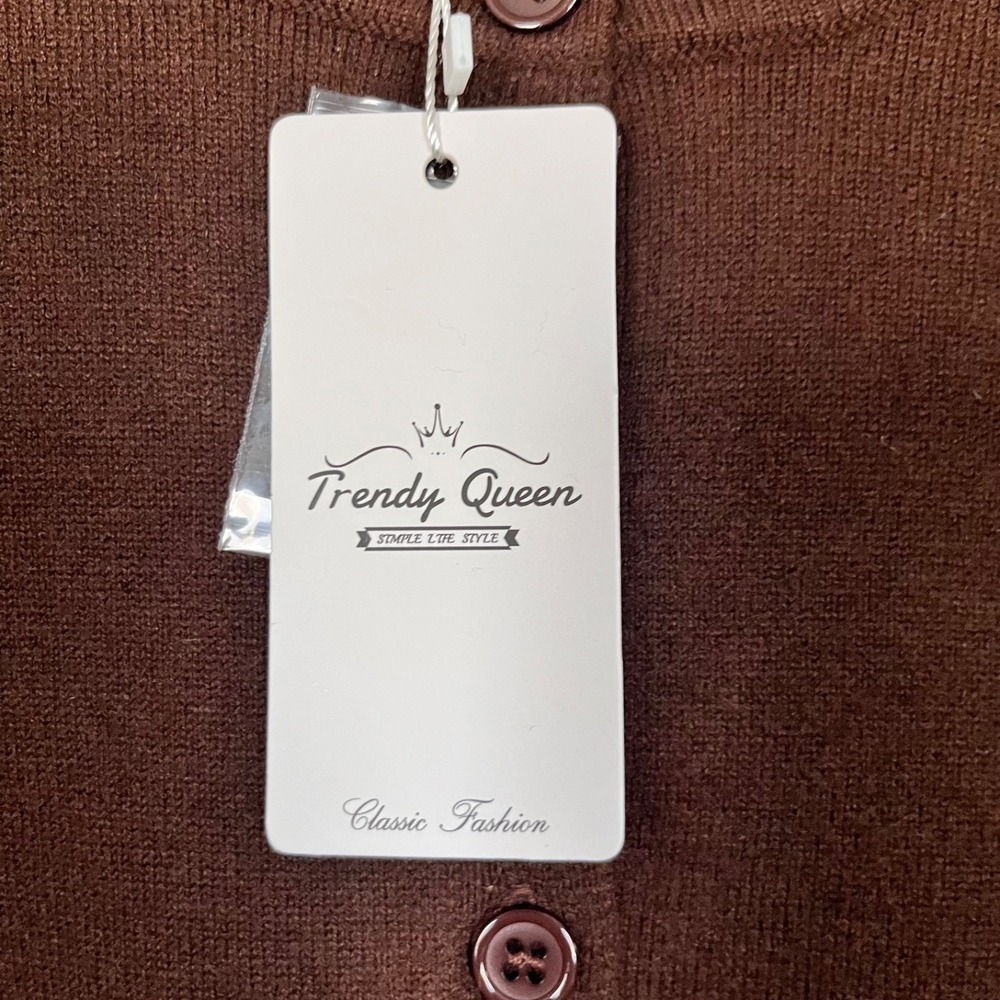 TRENDY QUEEN Cardigan Sweater Womens S - Brown Buttons Closet Staple Work NWT - Picture 3 of 5
